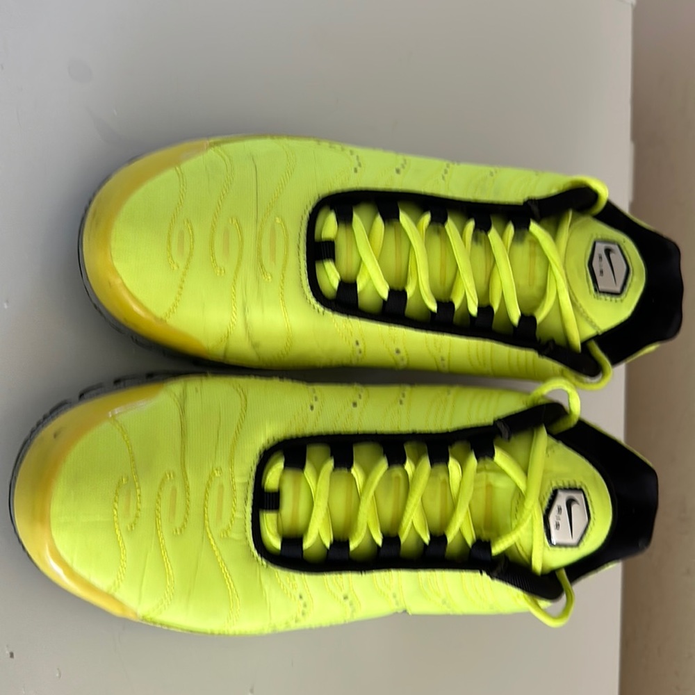 Nike air max tune air Tennis Ball